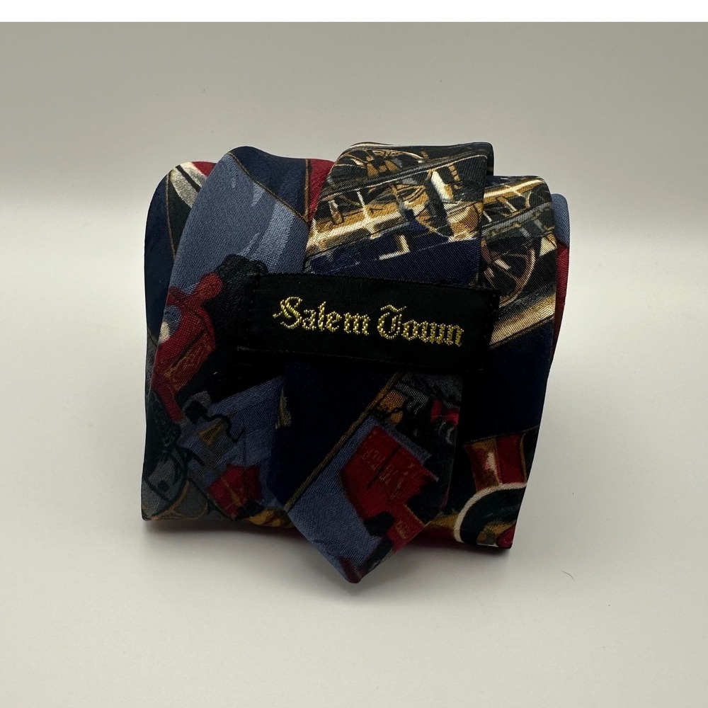 Salem Town Necktie Navy Blue 3.75" Vintage Train Locomotive Southern Pacific Men